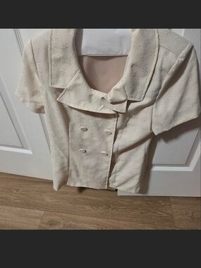 Vintage Cream Textured Short-Sleeve Double-Breasted Blouse